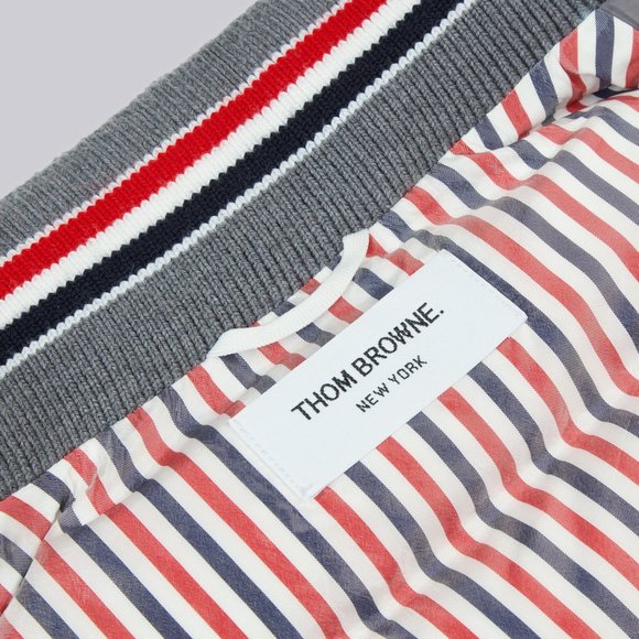 MEDIUM GREY RIPSTOP DOWNFILLED SLEEVELESS 4-BAR VEST 7/8Y - Picture 4 of 9